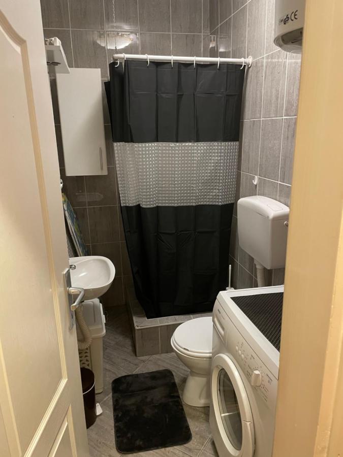 Studio Apartment For Rent In Будва Экстерьер фото